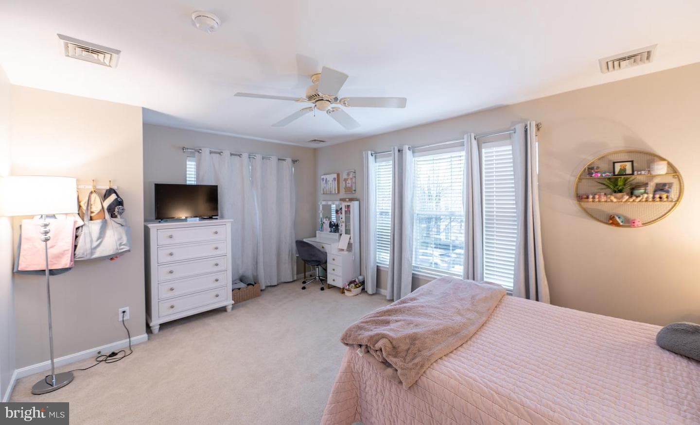 644 Churchill Road photo 24