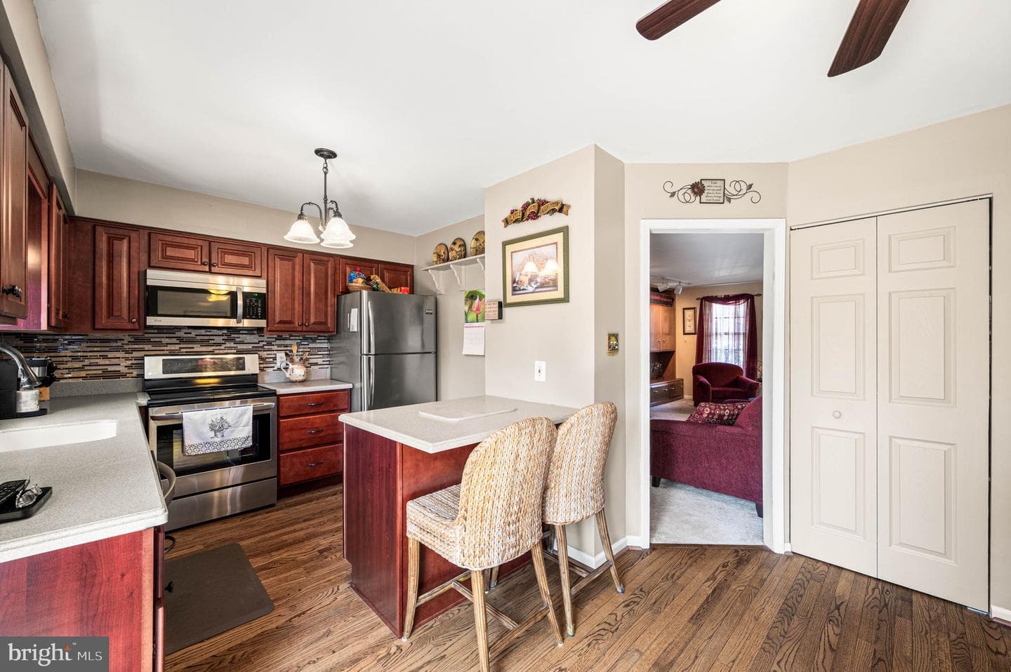 705 Hillary Court #705 photo 10