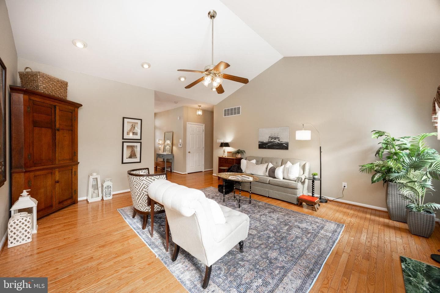 140 Milbury Road photo 6