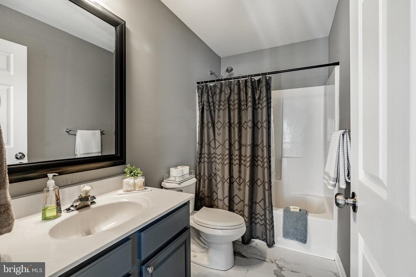 10 Walden Way photo 17