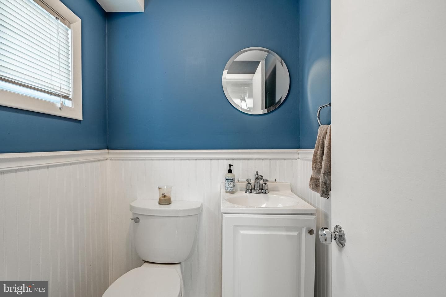 111 Glen Avenue photo 18