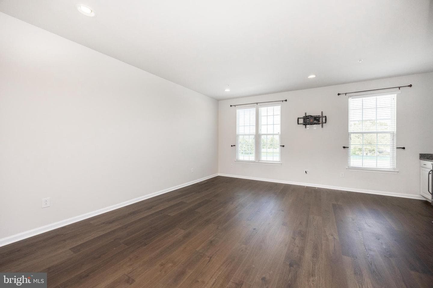 104 Cricket Drive photo 13