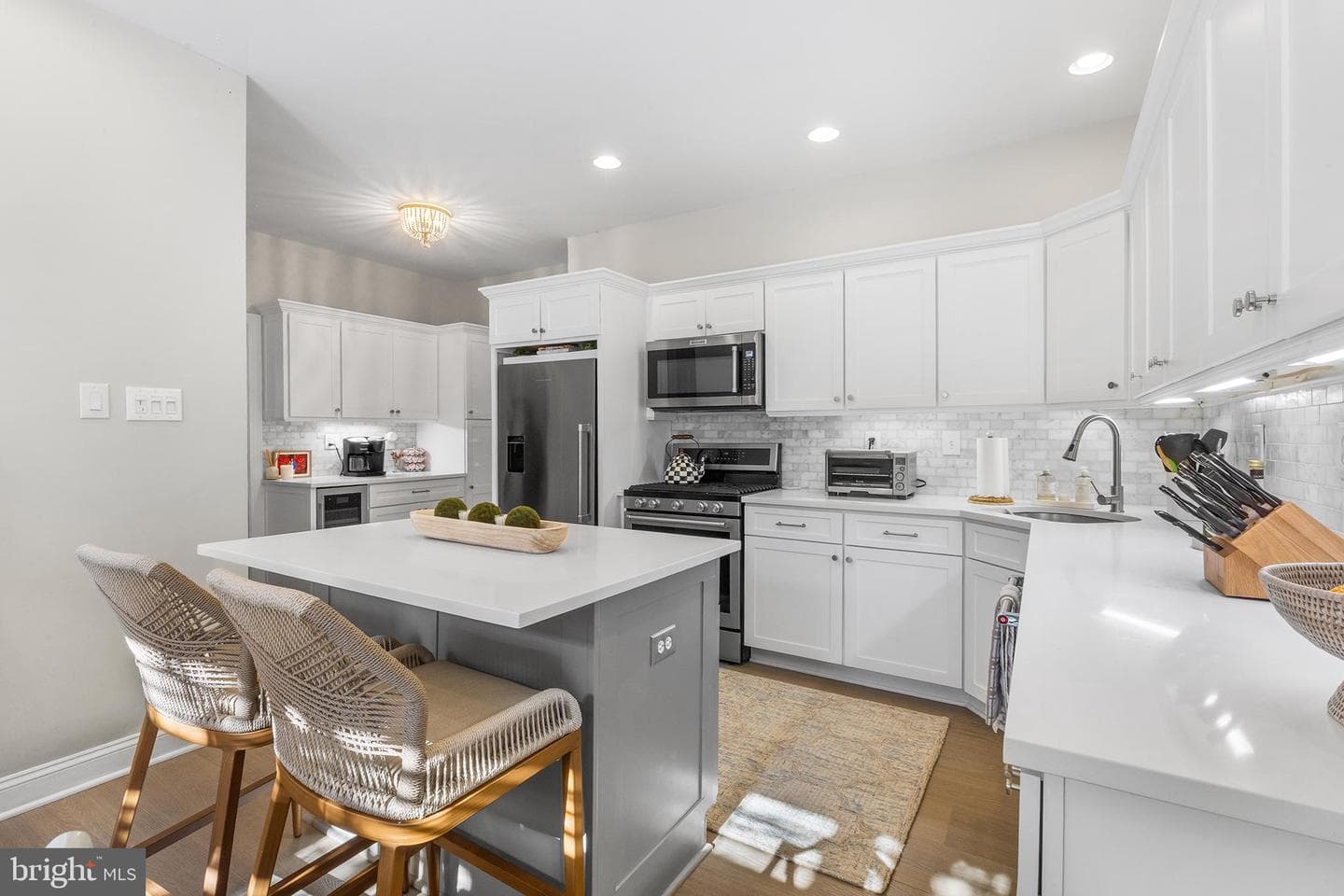 211 Shoreline Drive photo 12