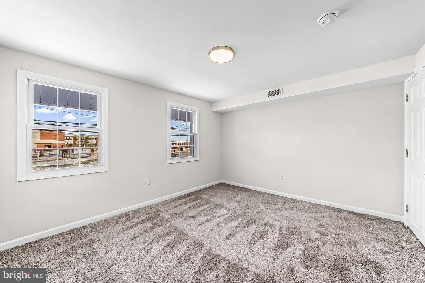 232 S 5th Street photo 21