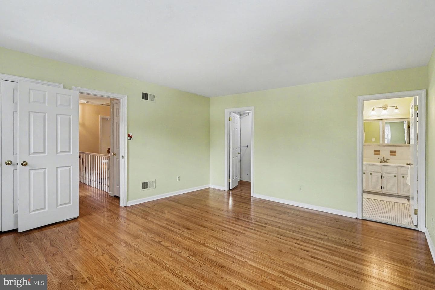 3 Carriage Way photo 26