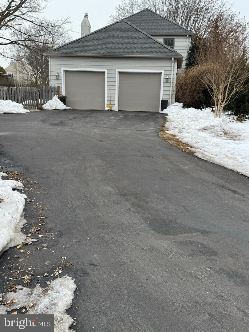 3 Carriage Way photo 36