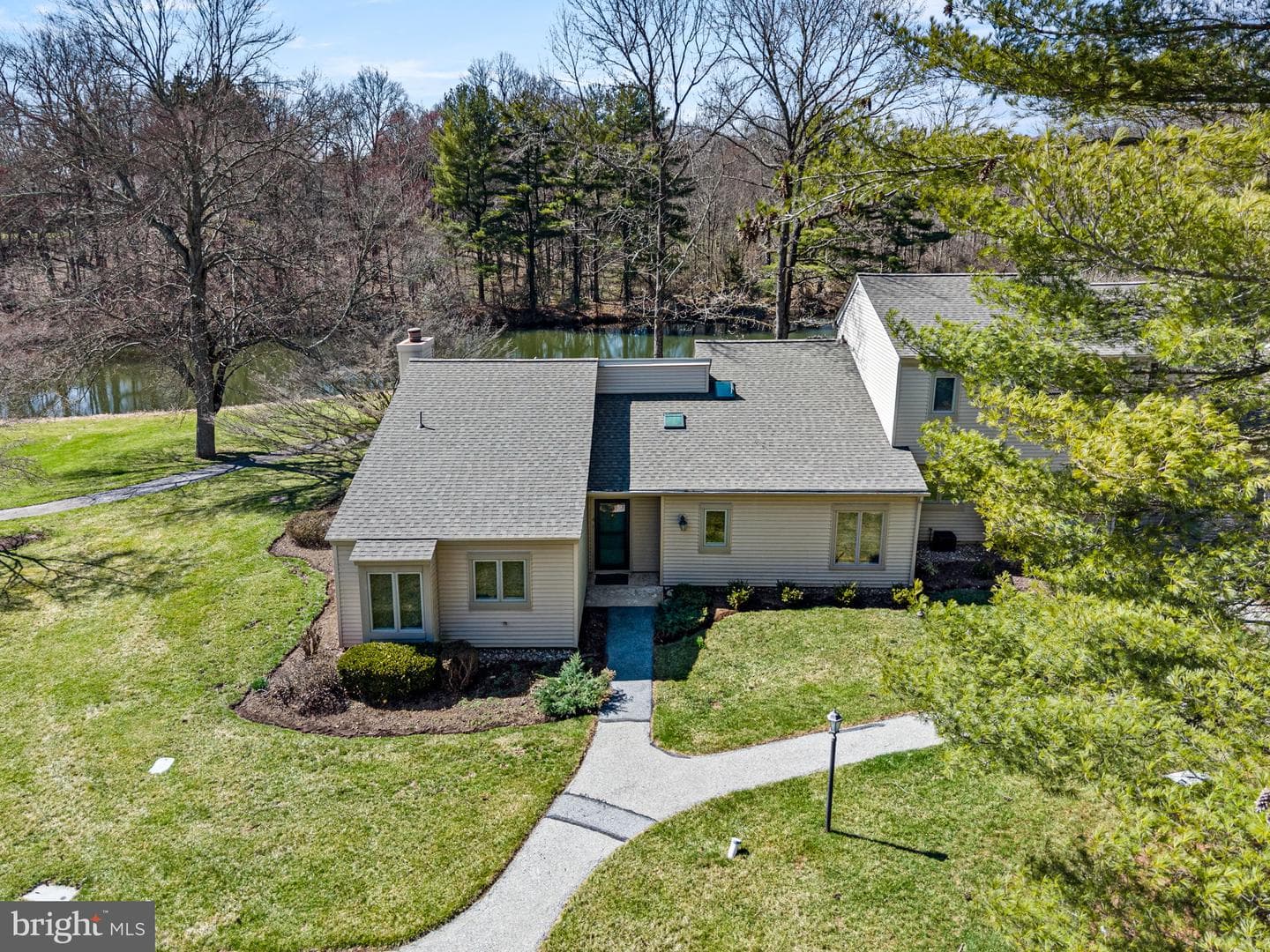 6 Hersheys Drive photo 5