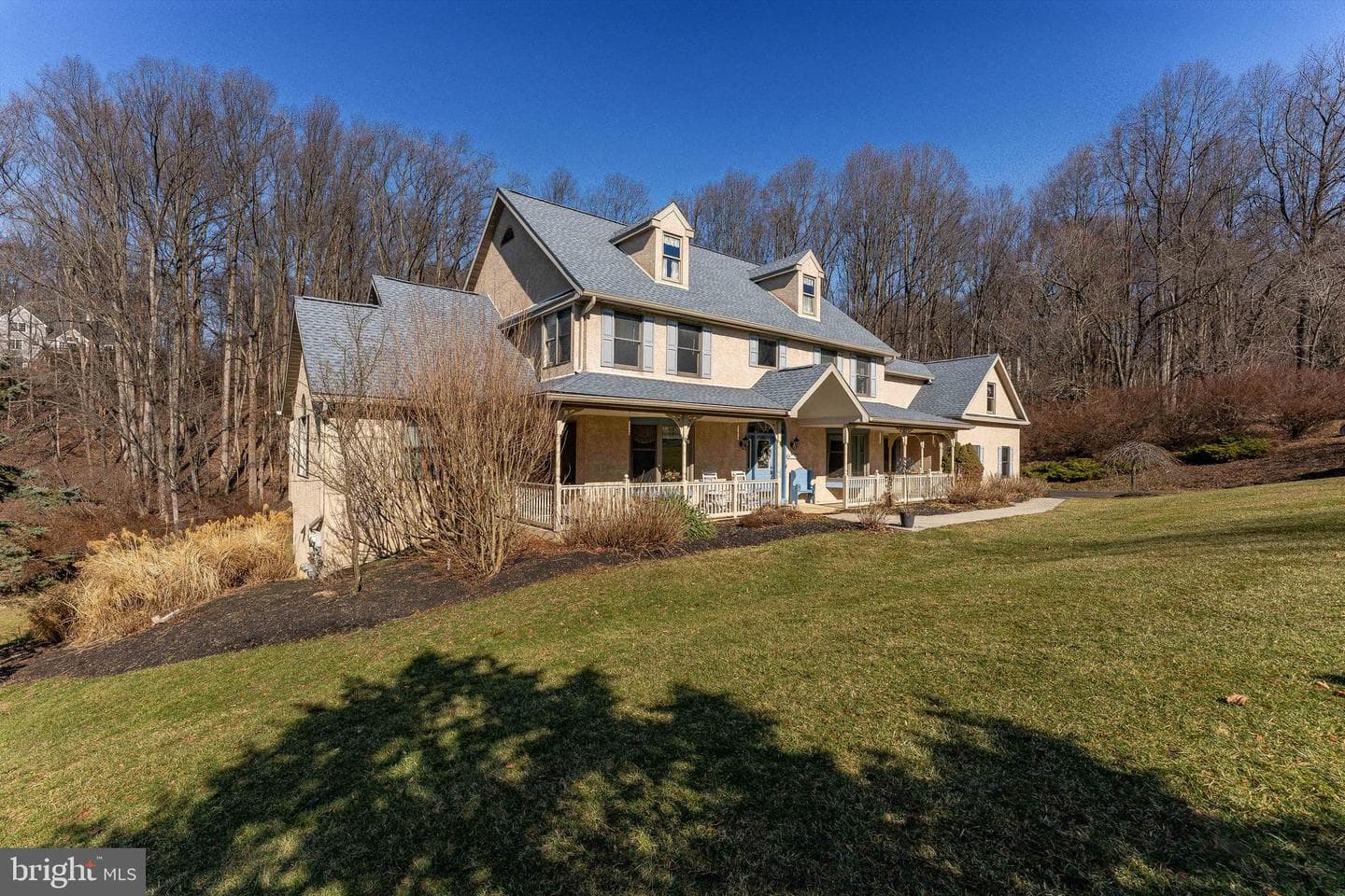 797 Tree Lane photo 4