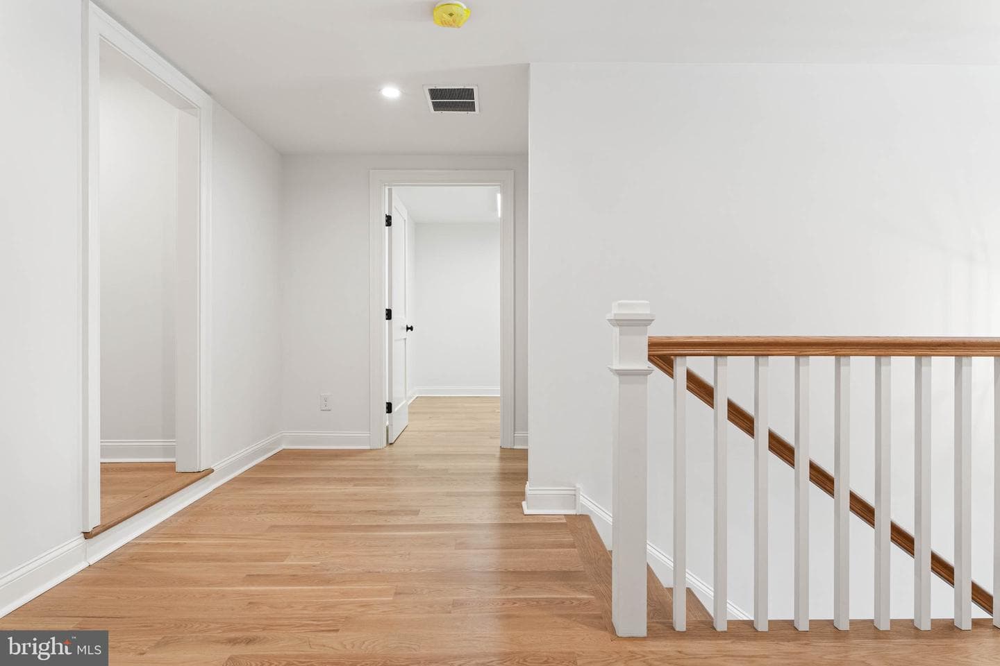 709 Newtown Road photo 34