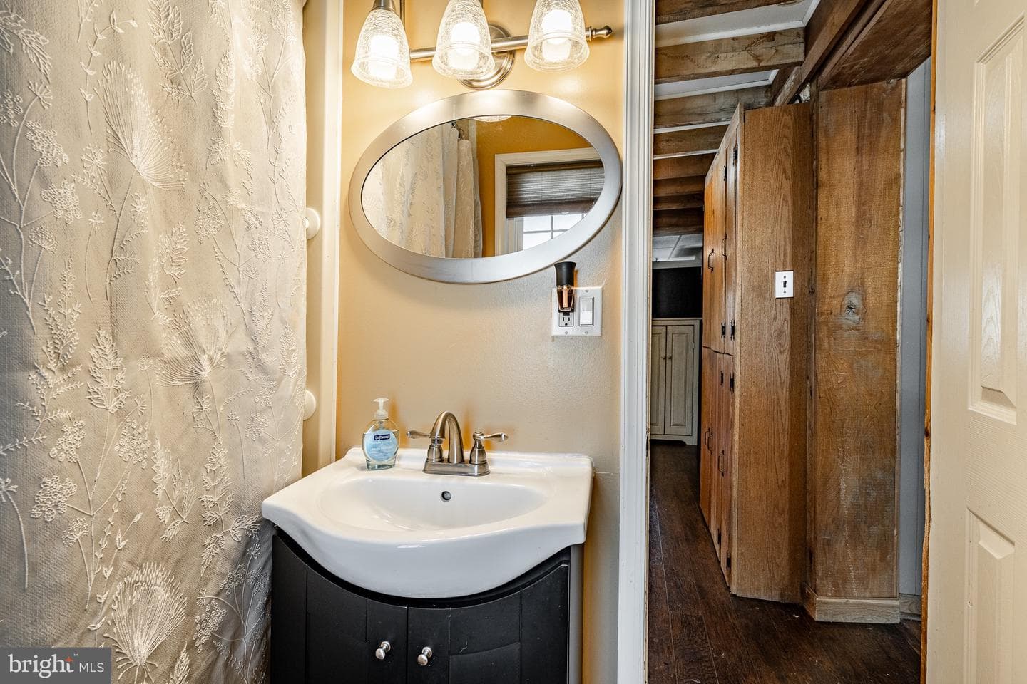 121 W Boot Road photo 14