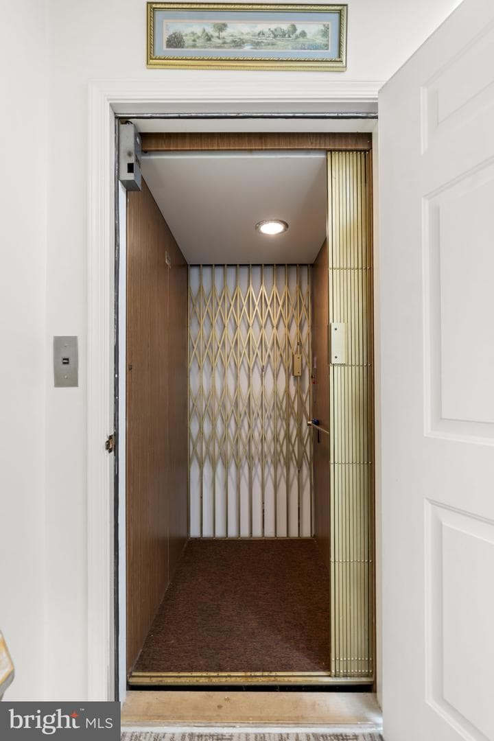 821 Jefferson Way #821 photo 8