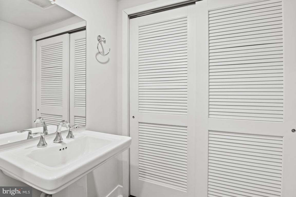 930 Anvil Court photo 19