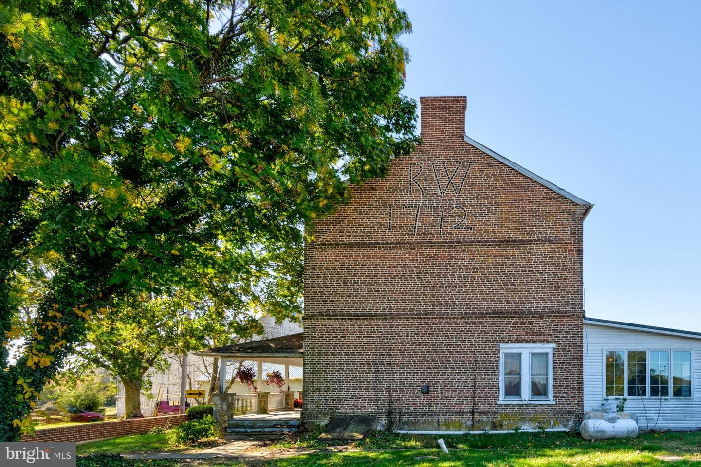 845 Waterway Road photo 51