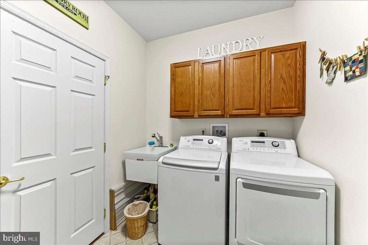 336 Carlisle Drive photo 35