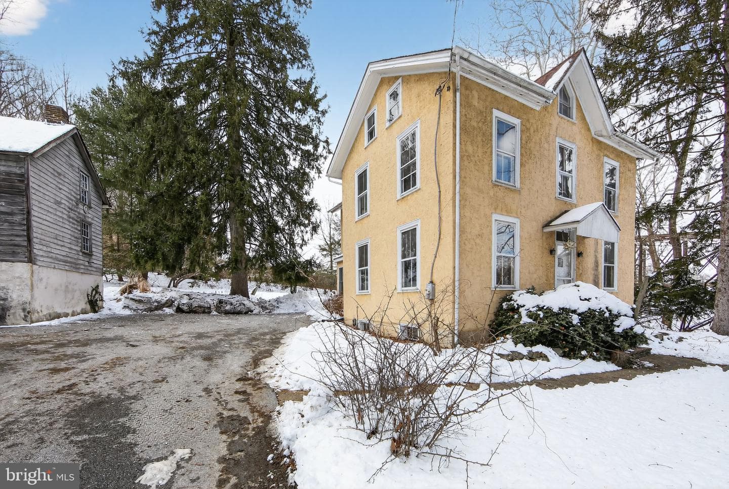 1556 S Whitford Road photo 3