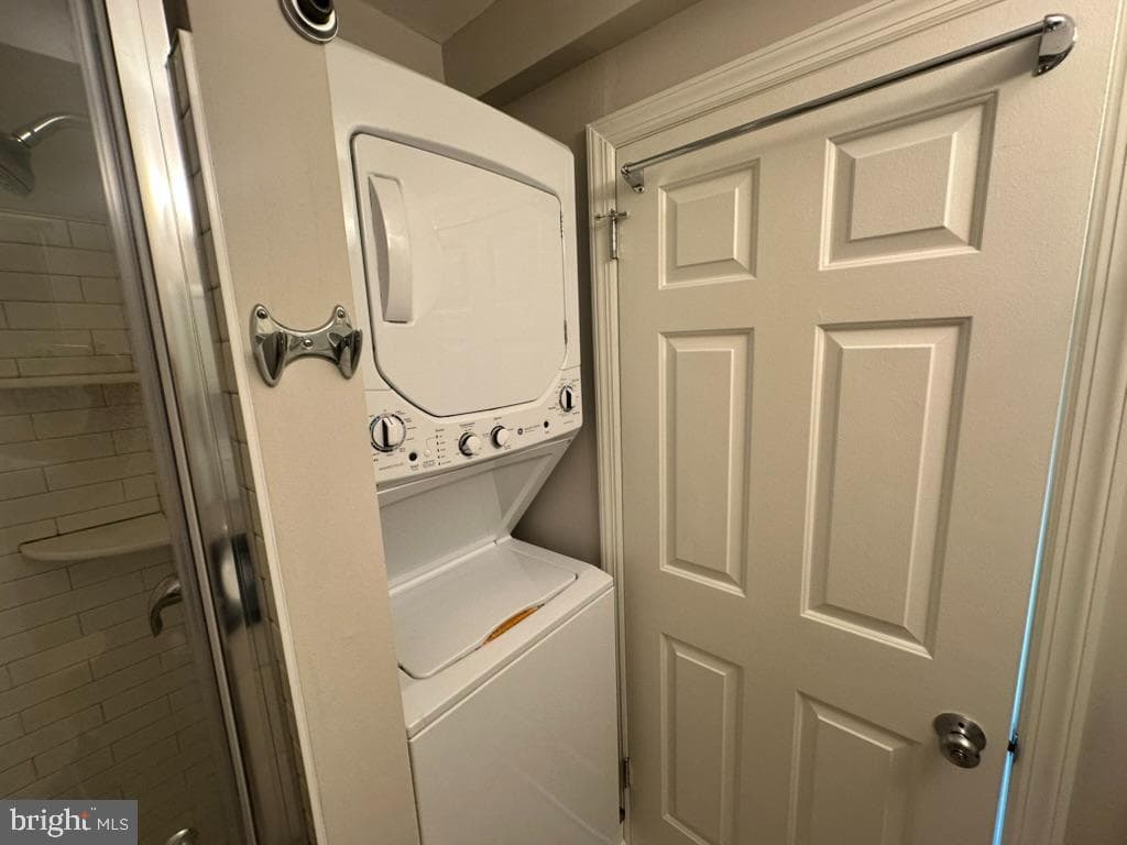 1430 Washington Place photo 39