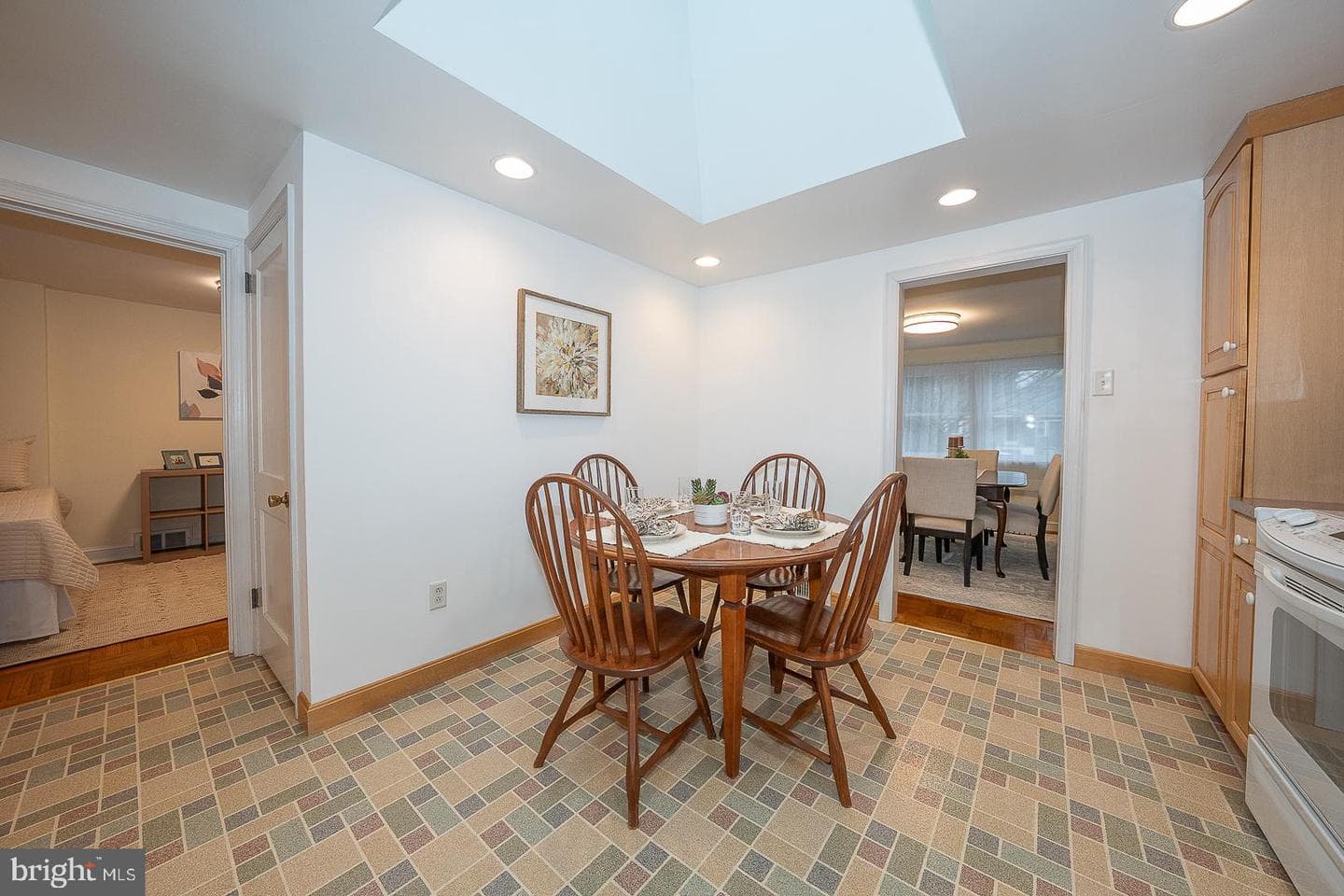 329 Saint James Road photo 15