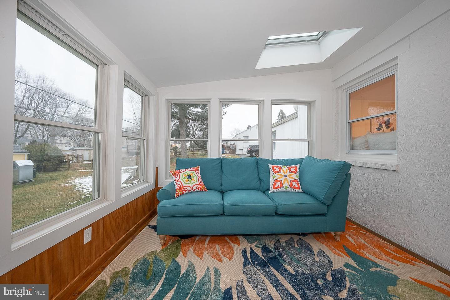 329 Saint James Road photo 17