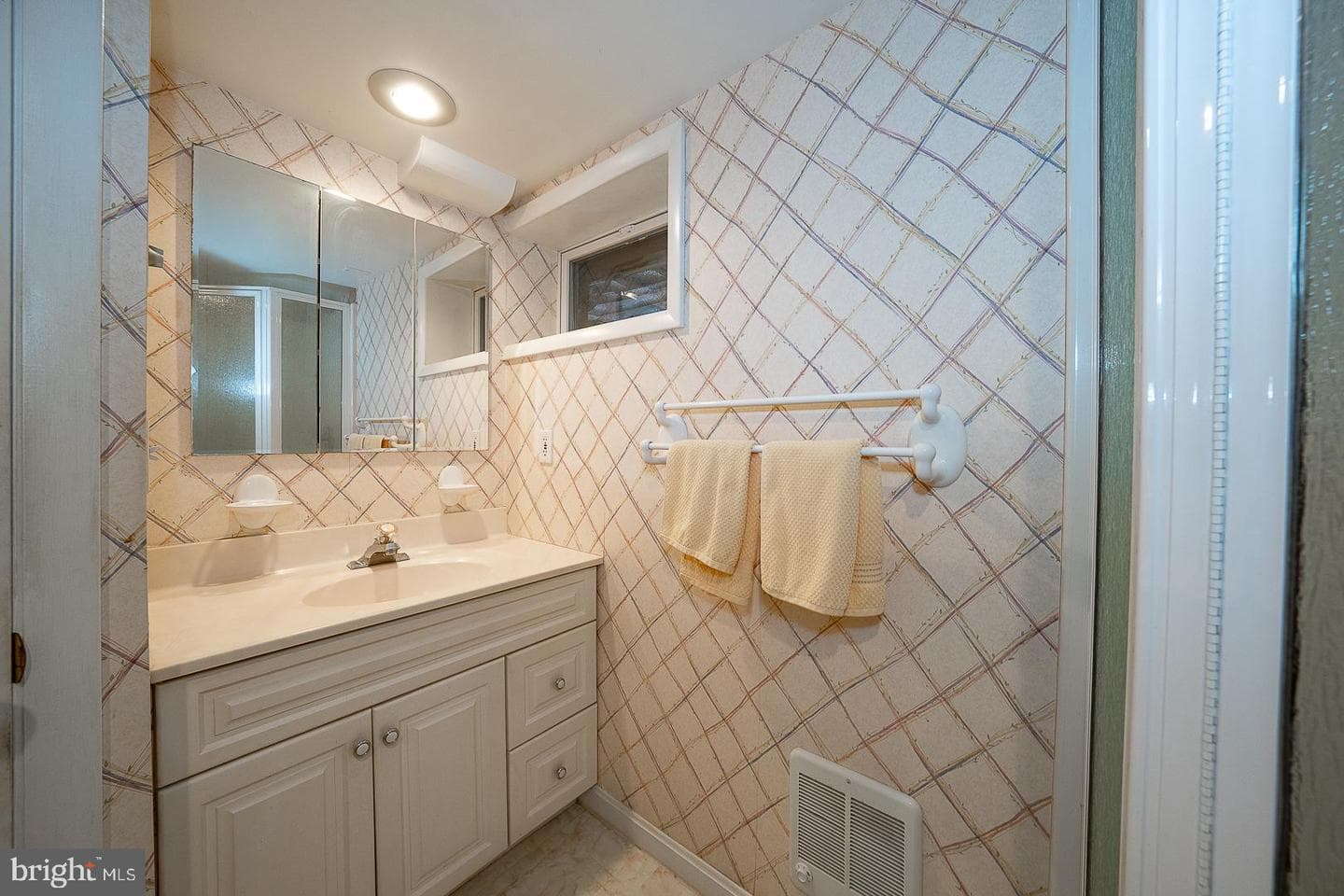 329 Saint James Road photo 36