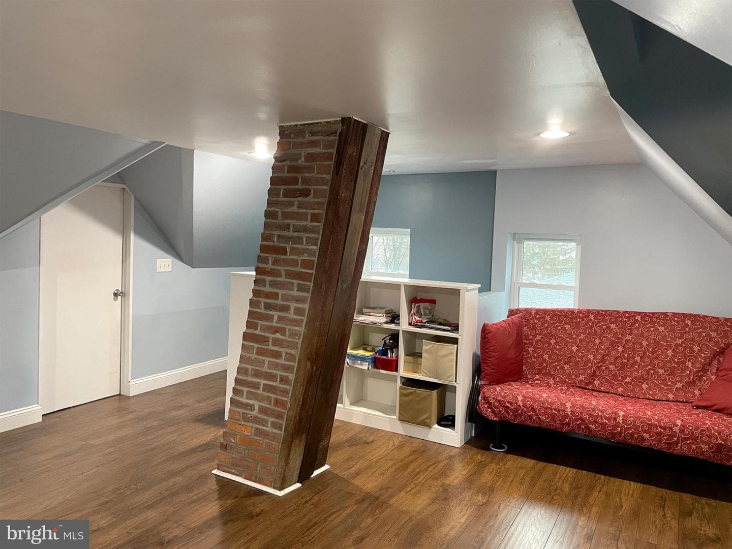 245 Maple Street photo 17