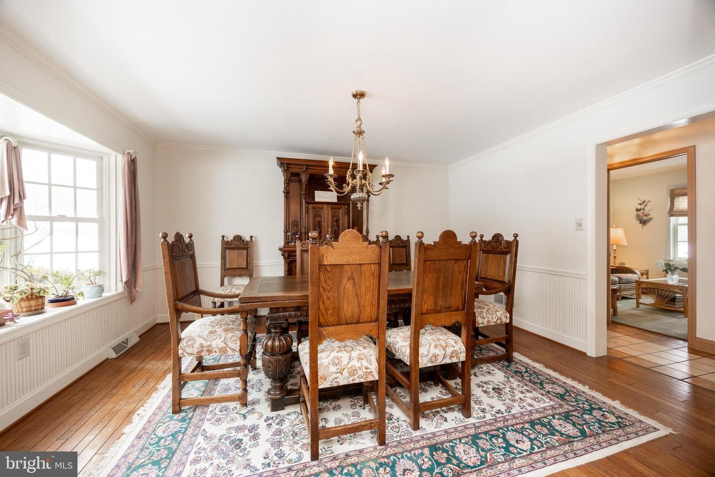 21 Lexington Manor photo 30