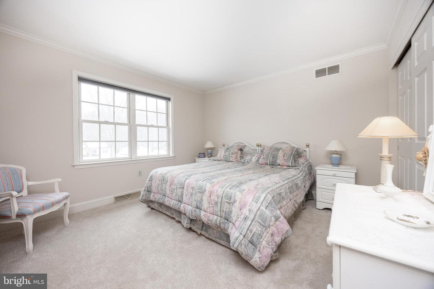 21 Lexington Manor photo 54