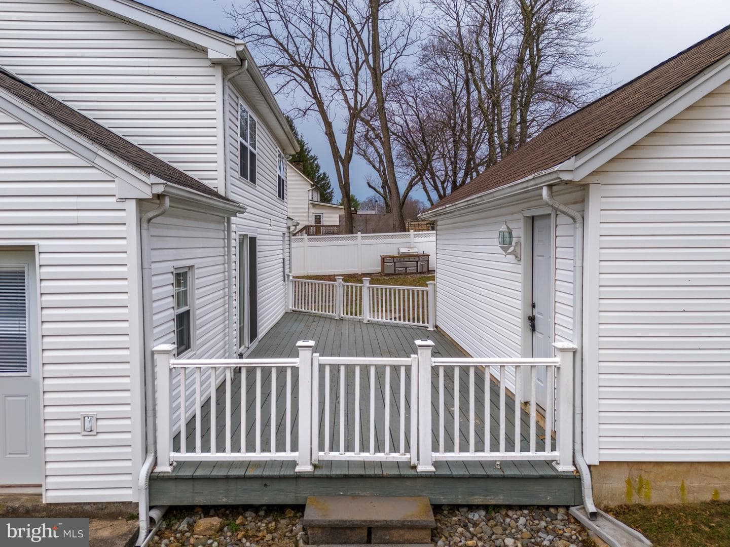 215 Hopewell Road photo 7