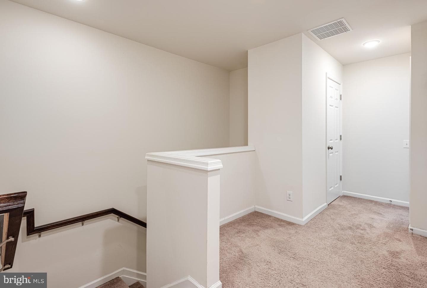 35 Addison Lane photo 29