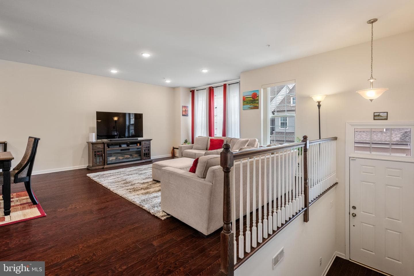 35 Addison Lane photo 3