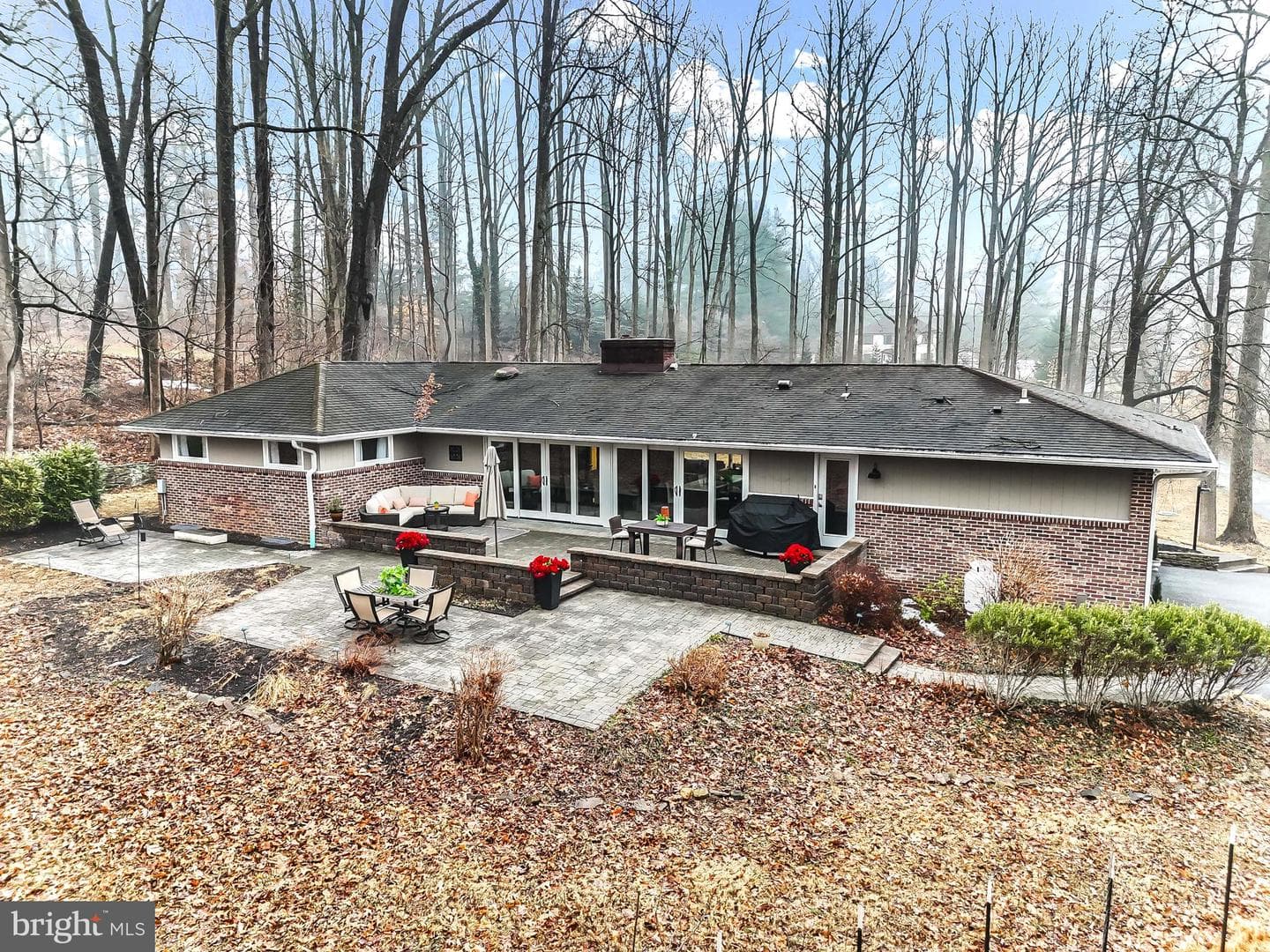 535 Webb Road photo 42