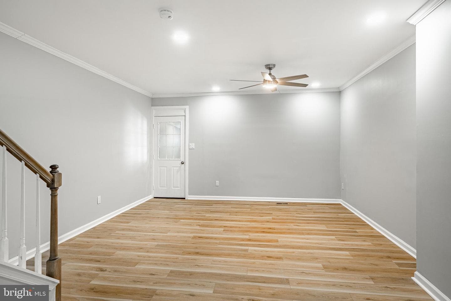 313 S 1st Avenue photo 9