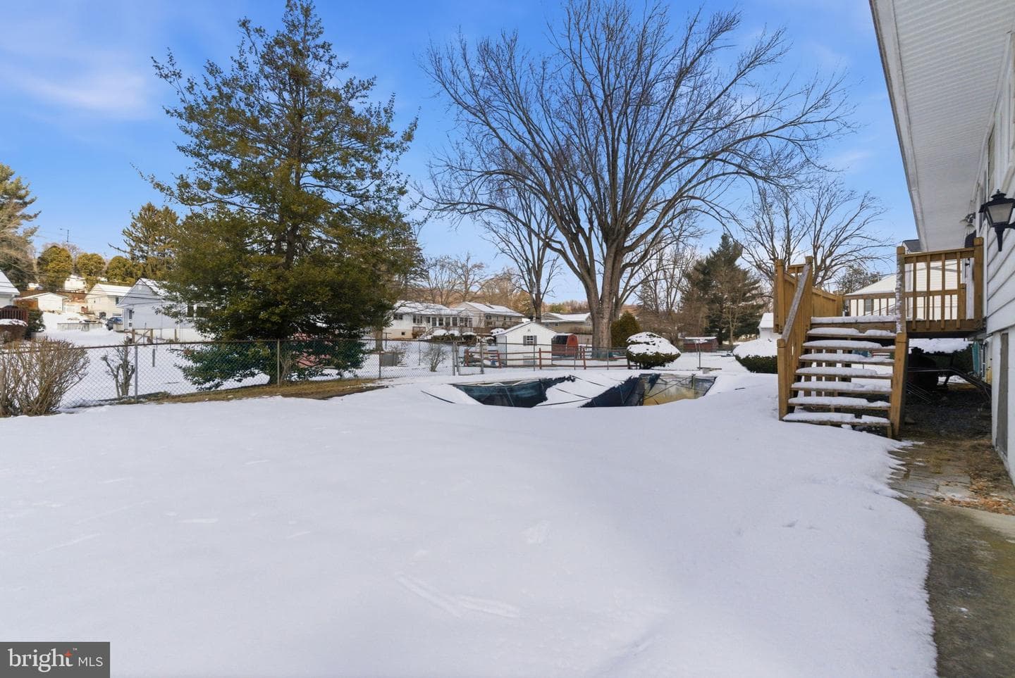 405 Sunset Drive photo 46