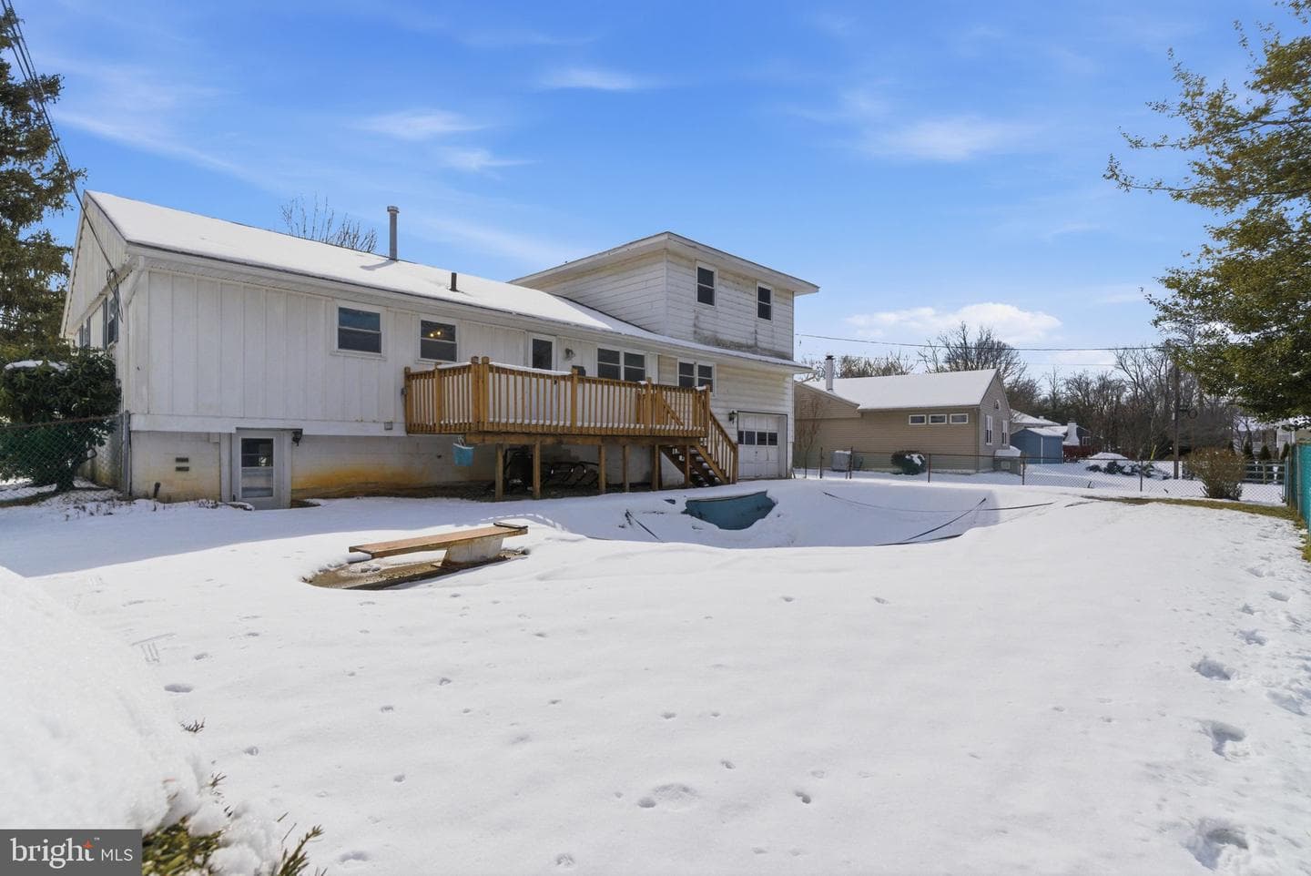 405 Sunset Drive photo 49