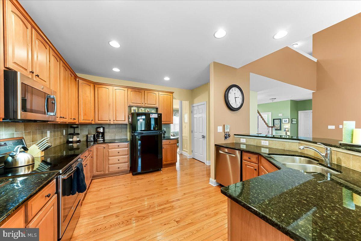 161 Candlewyck Drive photo 14