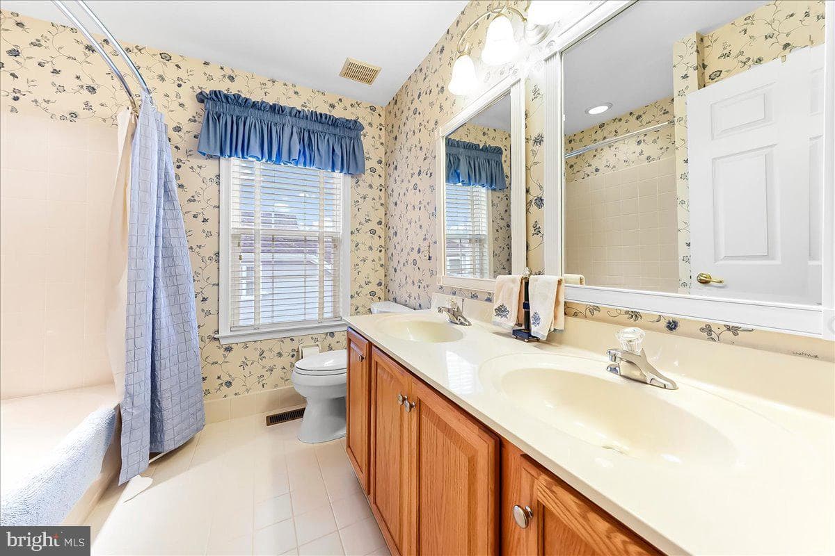 161 Candlewyck Drive photo 29