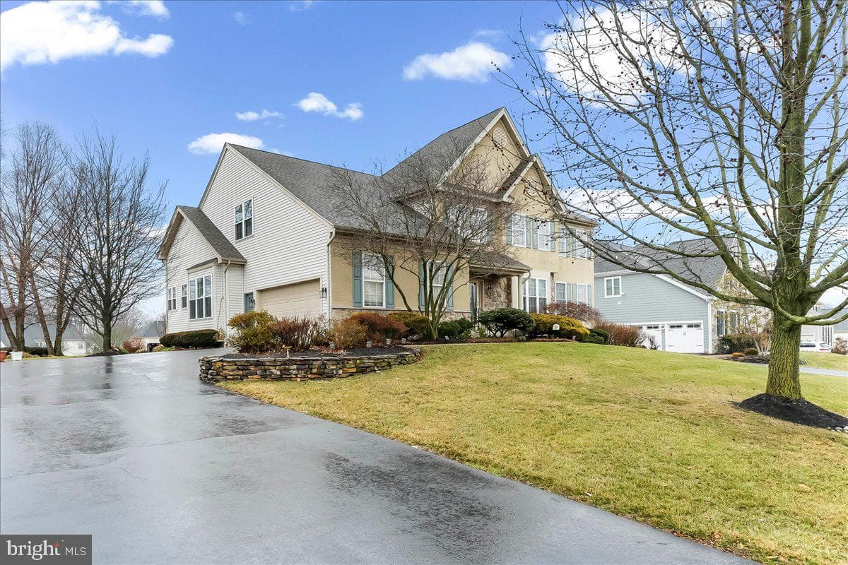 161 Candlewyck Drive photo 34
