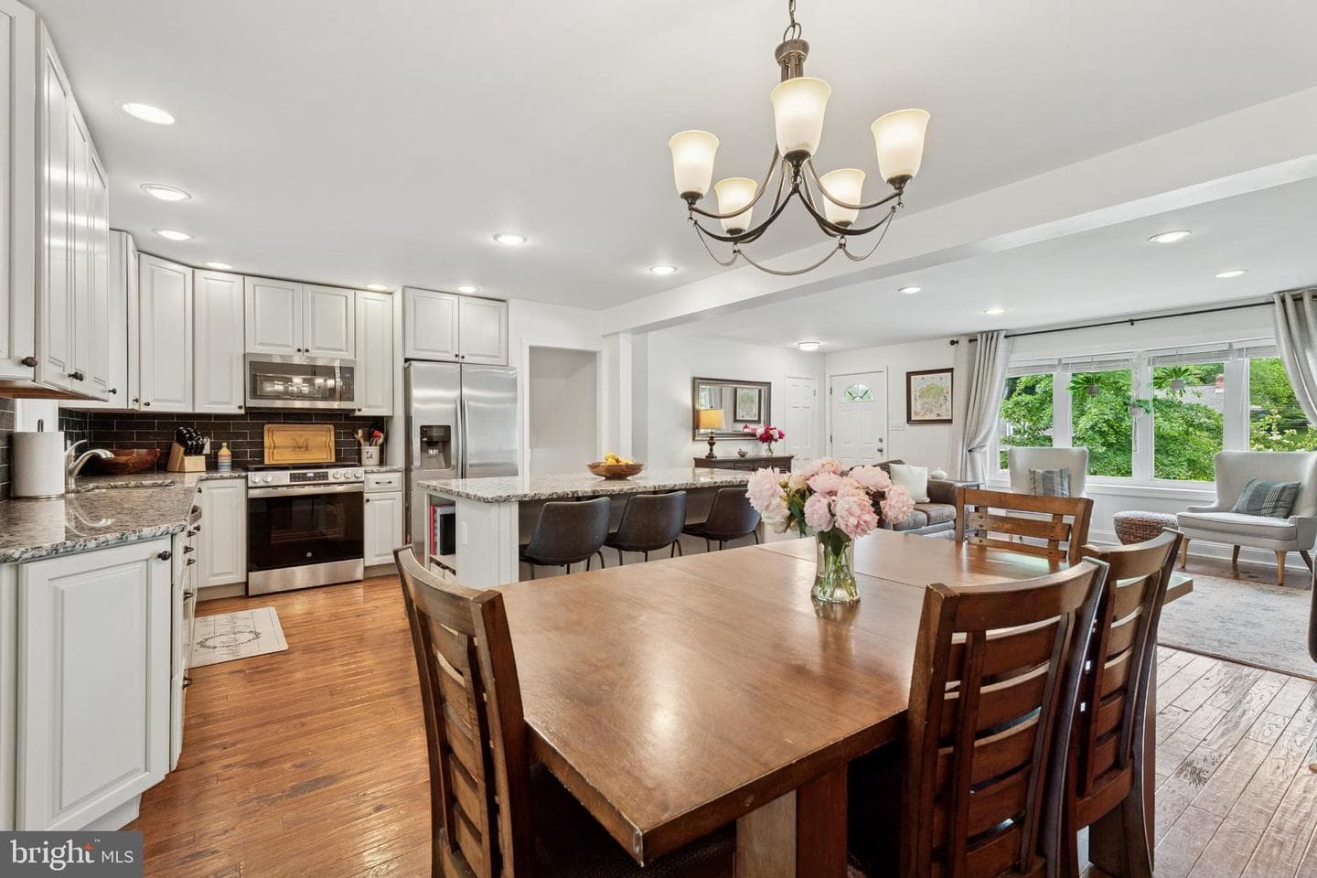 41 S Spring Lane photo 9