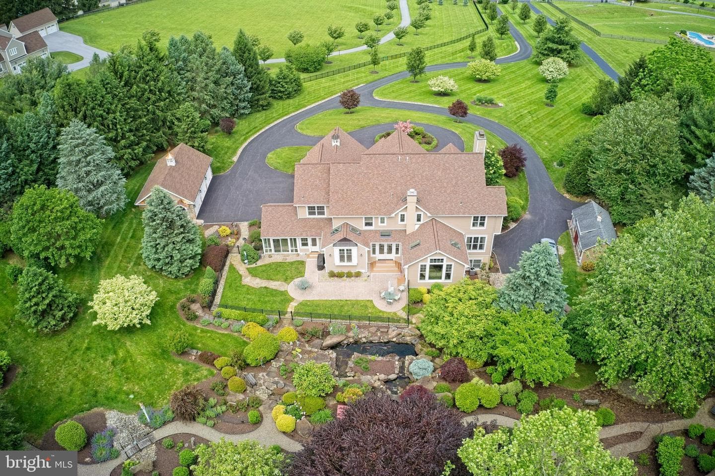 39 Wyndemere Lake Drive photo 60