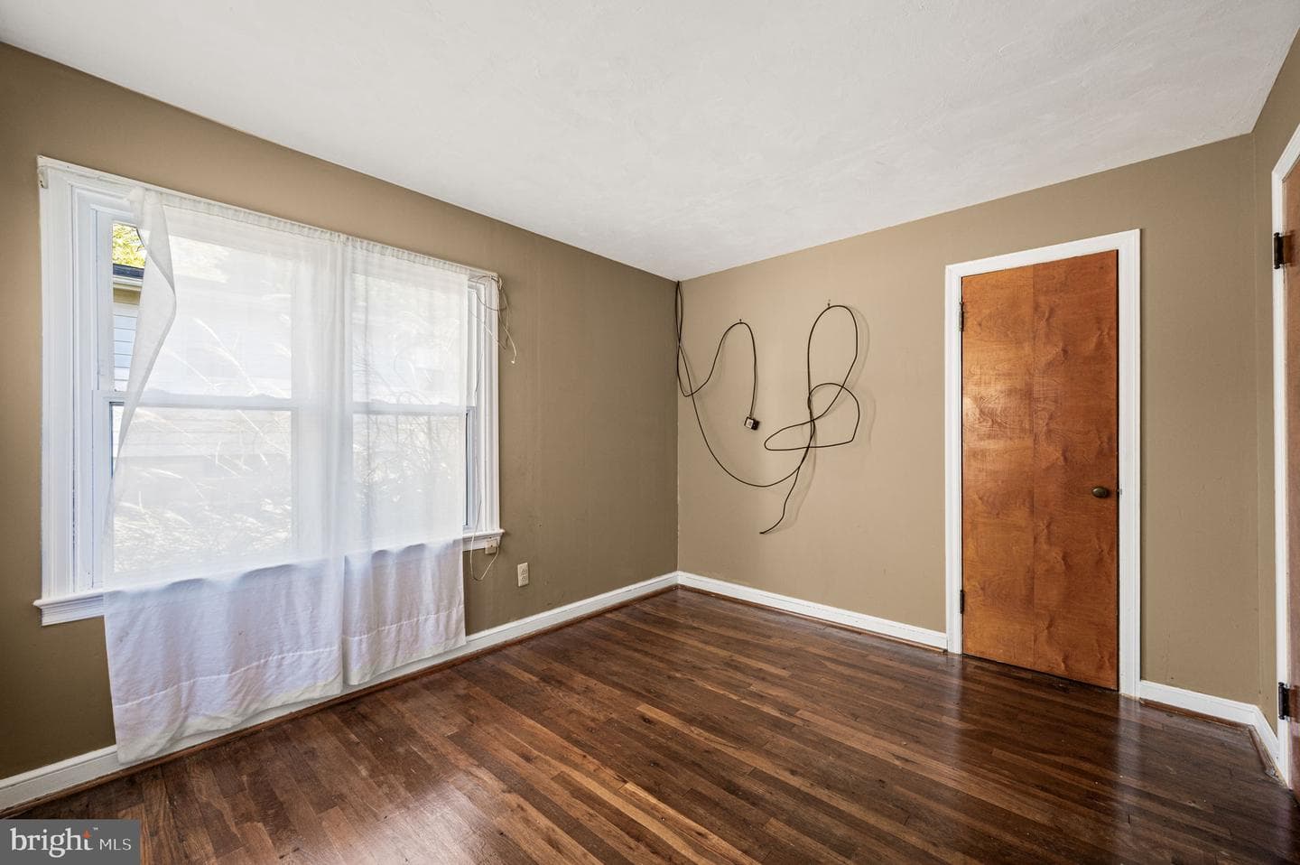 10 W Summit Avenue photo 39