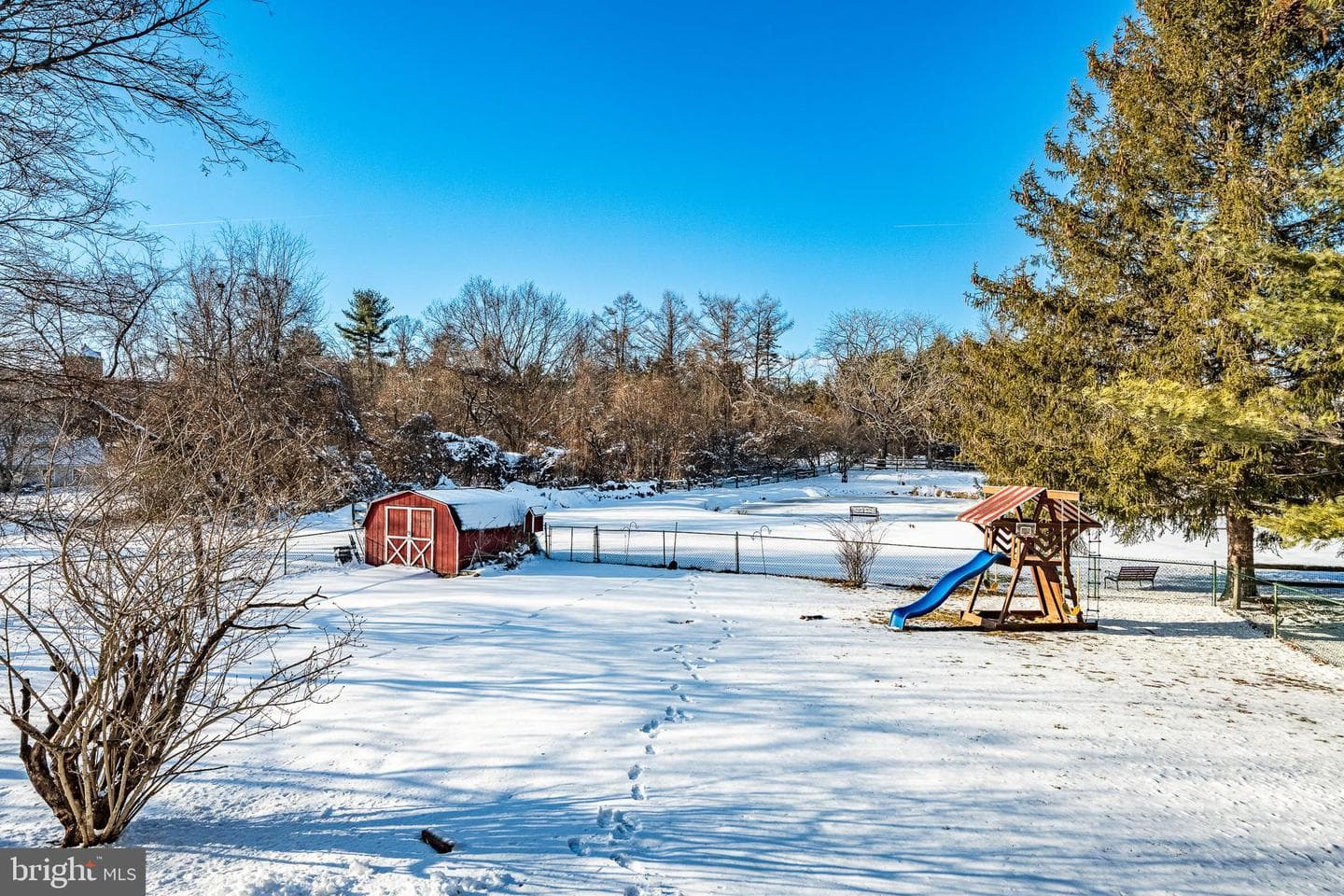 401 Marshall Road photo 38