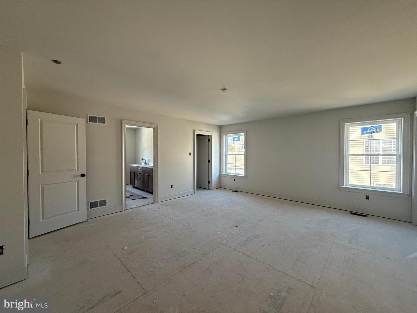 253 Beaumont Drive photo 20