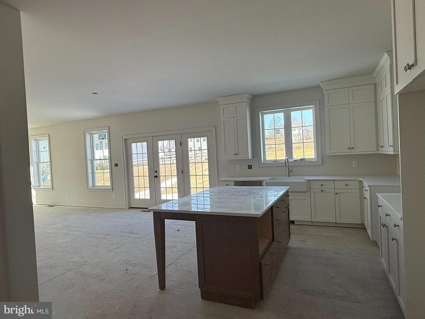 253 Beaumont Drive photo 9