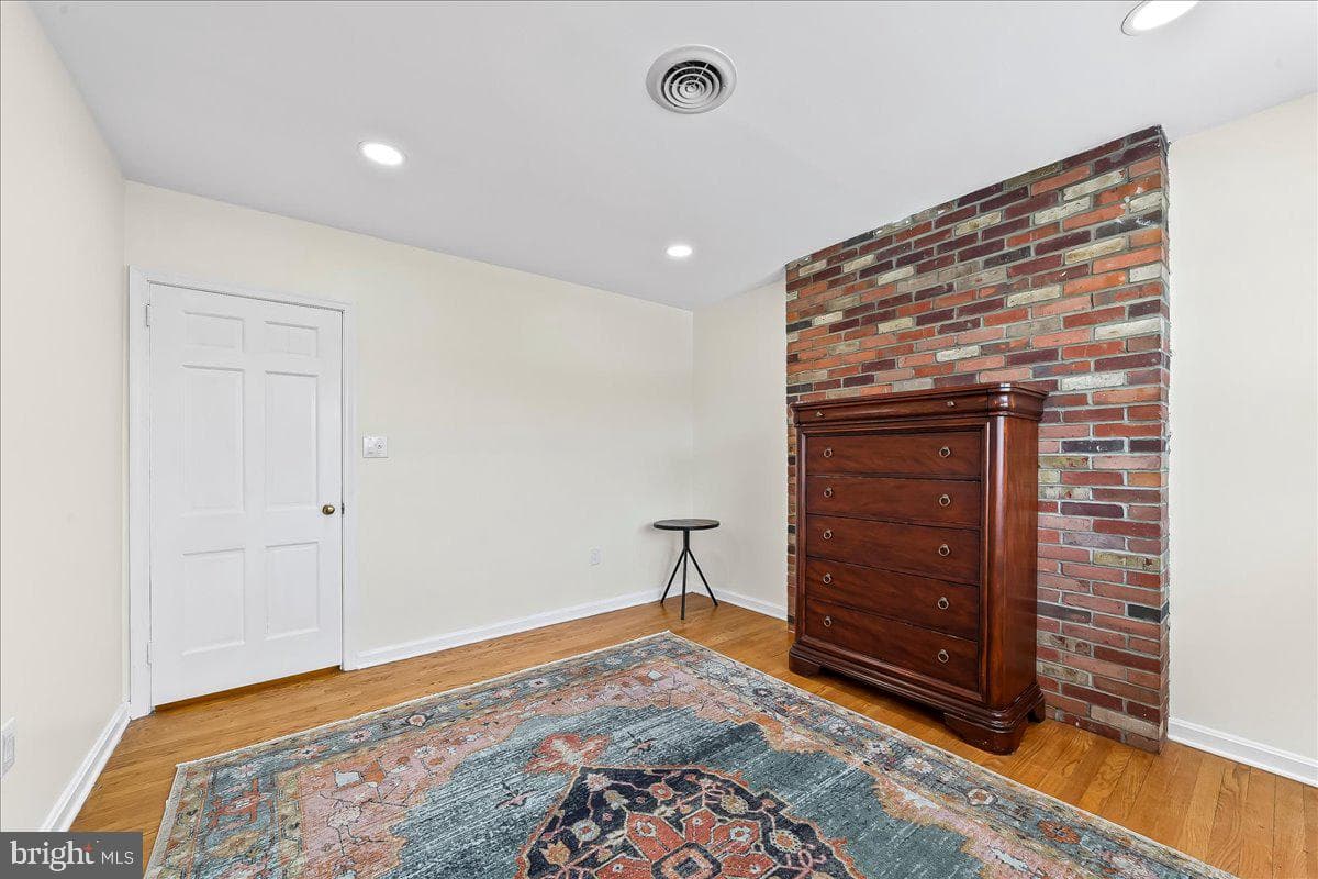 205 Northbank Road photo 26