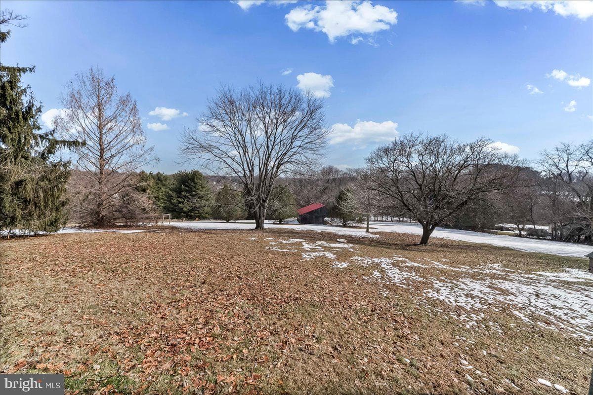 205 Northbank Road photo 35