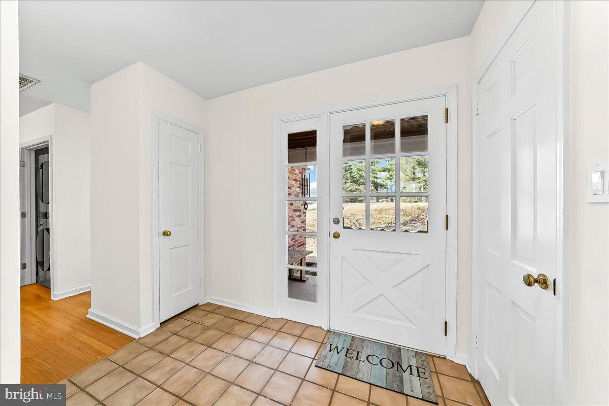 205 Northbank Road photo 6