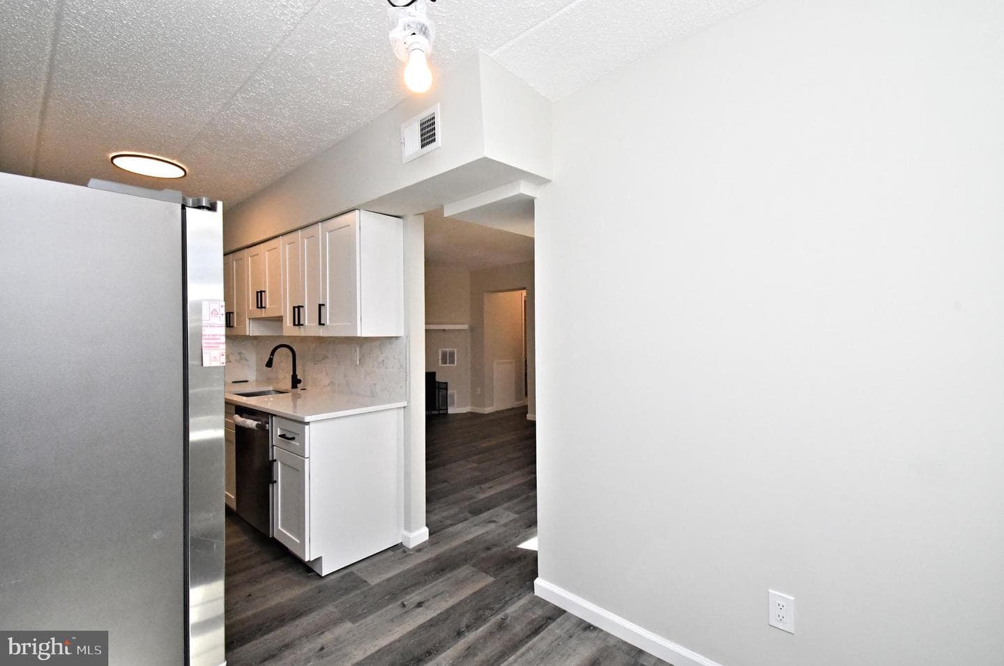 613 Washington Place #13 photo 24