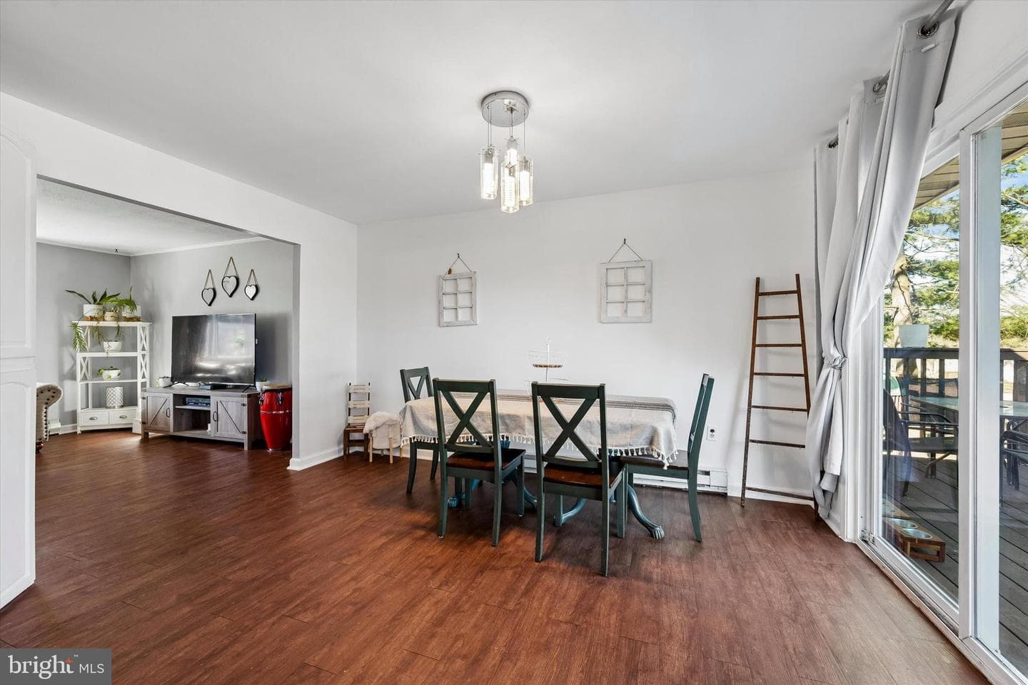210 Valley Green Drive photo 8