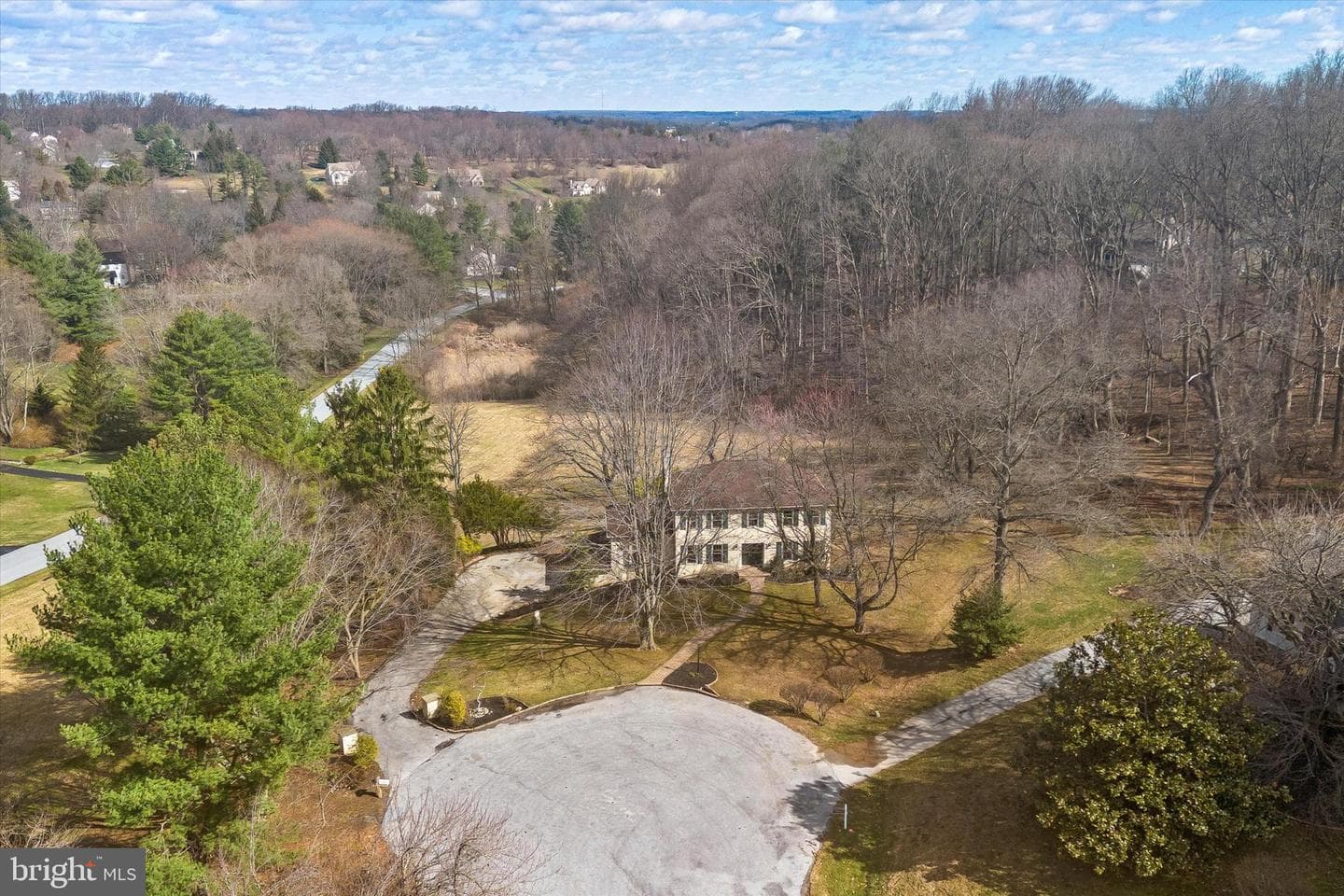 712 Wickersham Lane photo 3