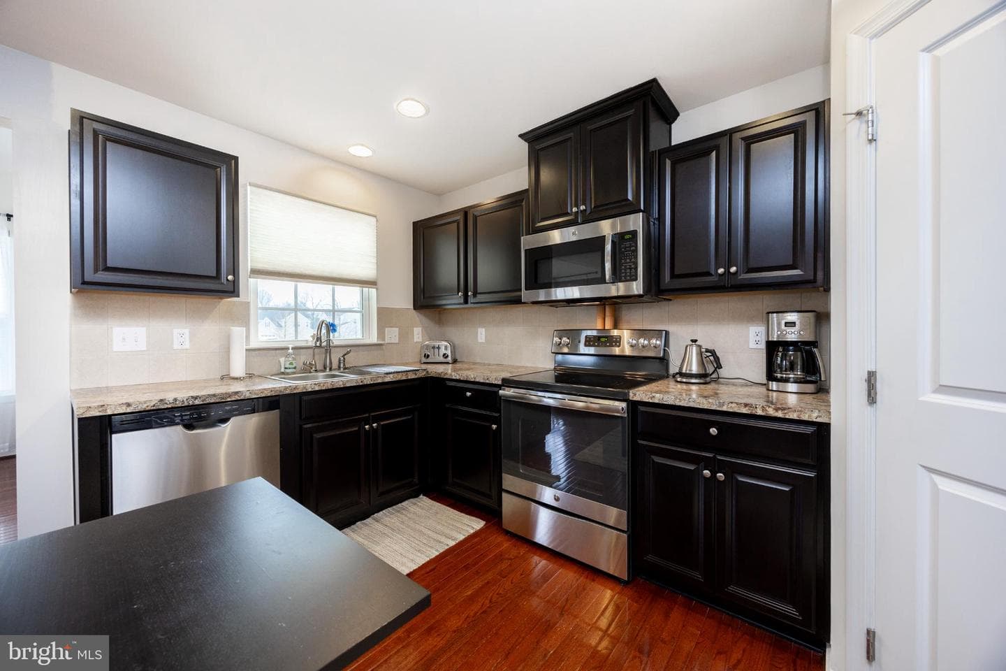 401 Brickus Circle photo 5