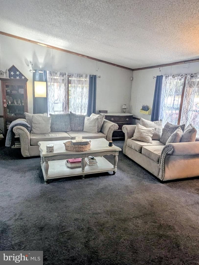 140 Grant Avenue photo 3